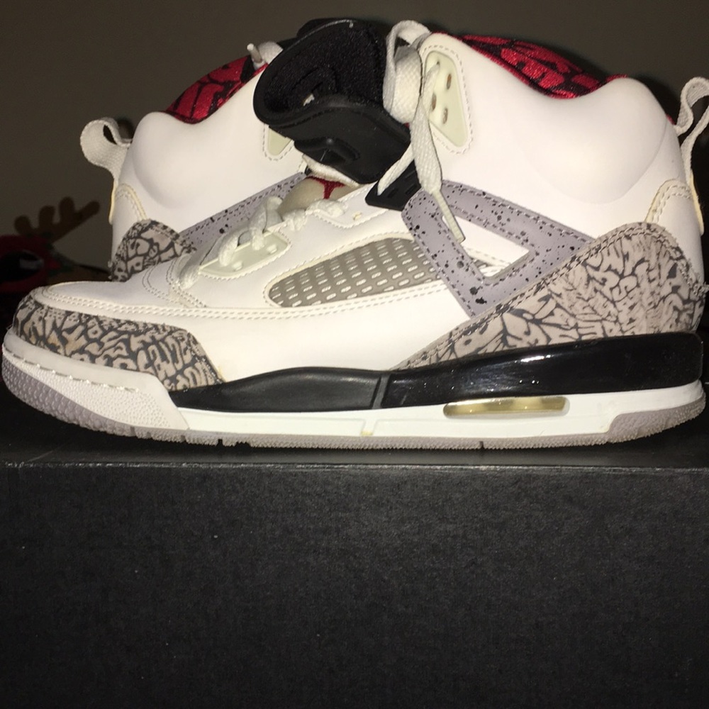 Air Jordan 3 Retro SPIZIKE-BG - Picture 2 of 4